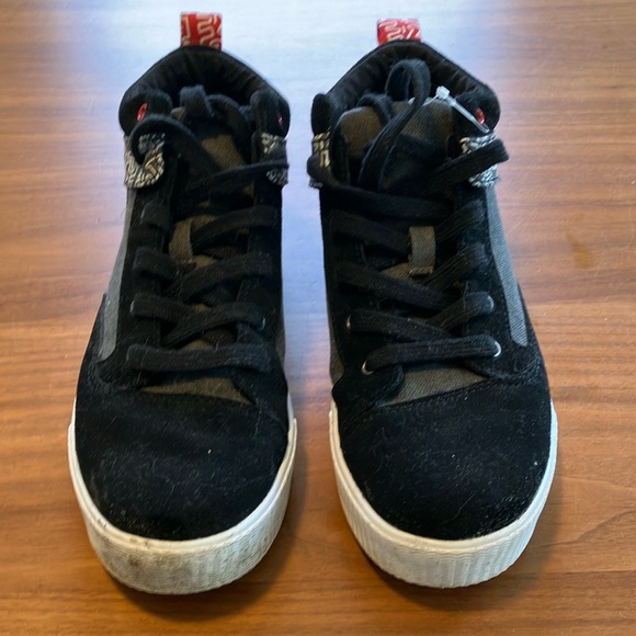 Toms Keith Harring high tops - size 8 - Picture 1 of 7